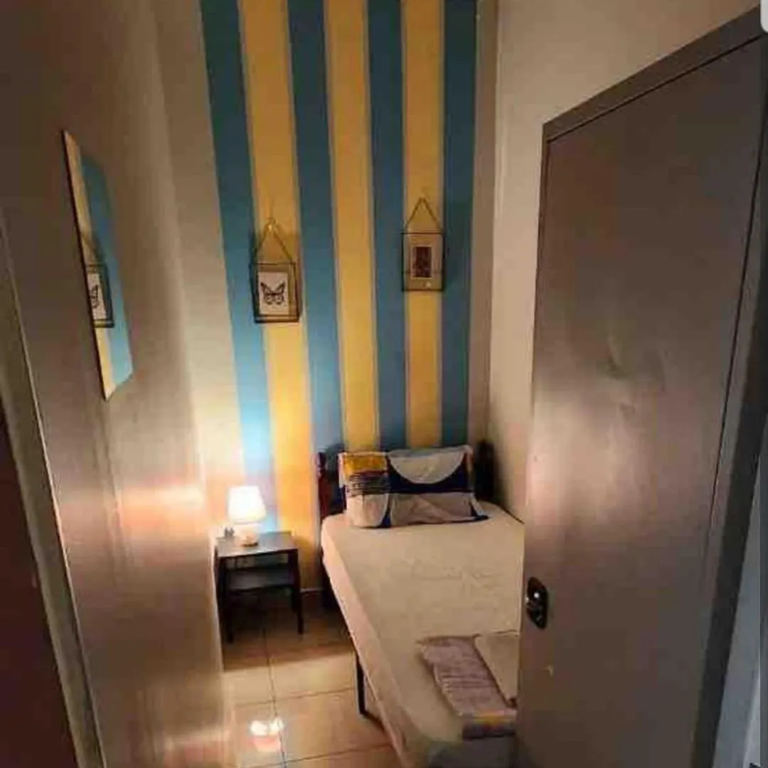 Hotel Cozy Pods Near Dxb Dubaj