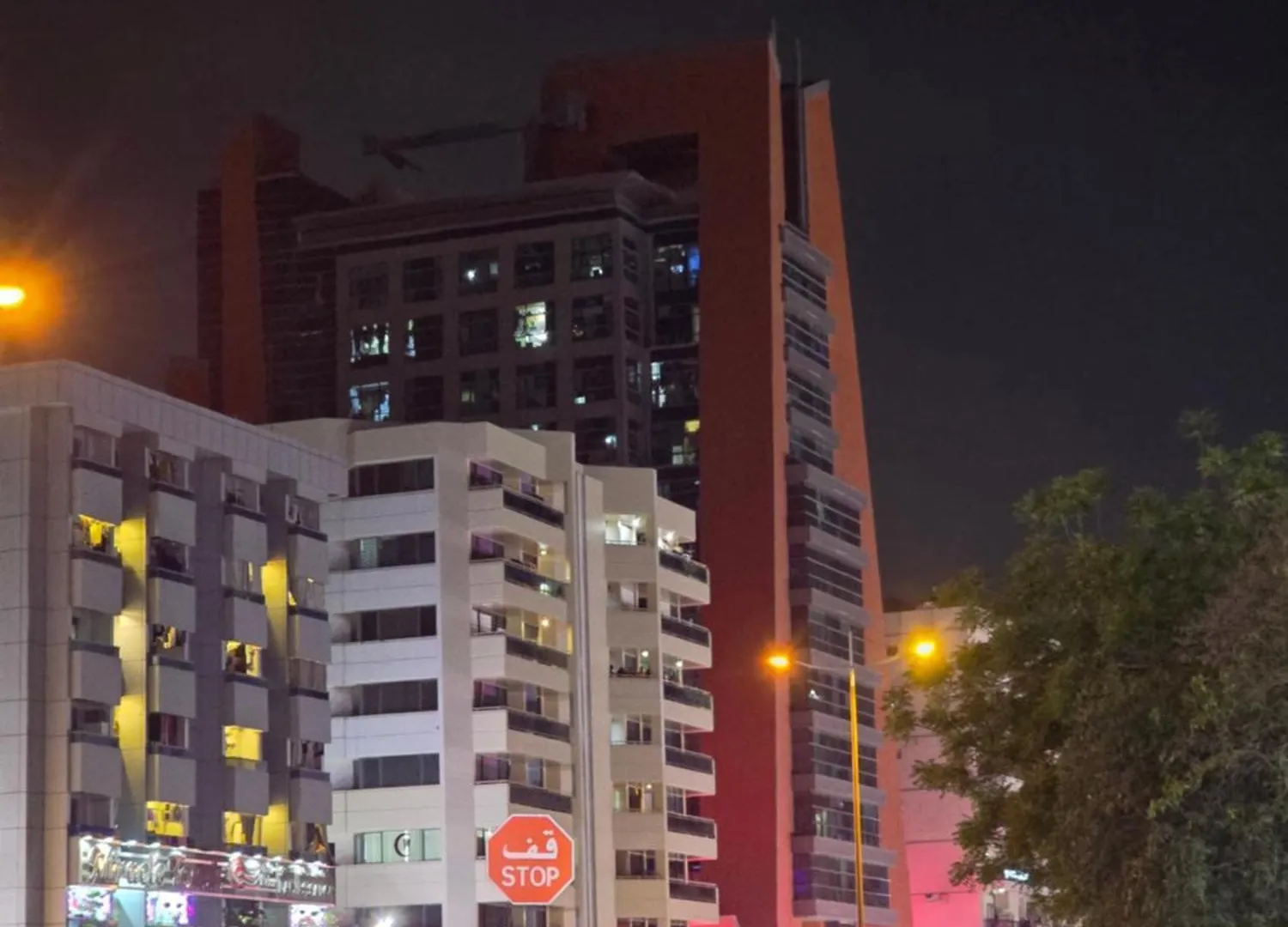 Hotel Cozy Pods Near Dxb Dubaj Penzion